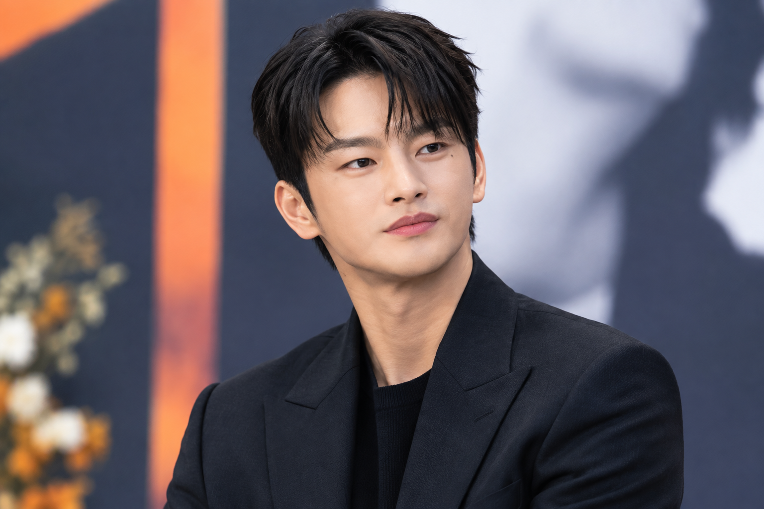 Seo In-guk at a public entertainment appearance